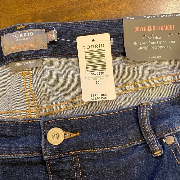 Torrid 20 NWT Boyfriend Straight Jeans Mid Rise Womens Stretch New With Tags - Picture 10 of 16